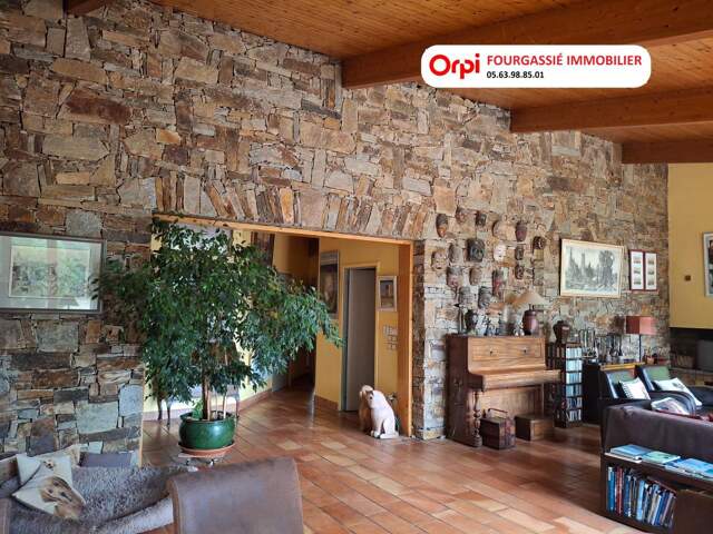 VILLA D'ARCHITECTE, CONTEMPORAINE 9 PIECES SUR TERRAIN ARBORE DE 5054 M² ENTIEREMENT CLOTURE — photo du bien