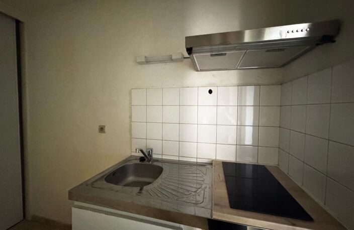 Appartement À Louer Aussillon — photo 3