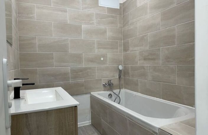 Appartement À Louer à Mazamet — photo 5