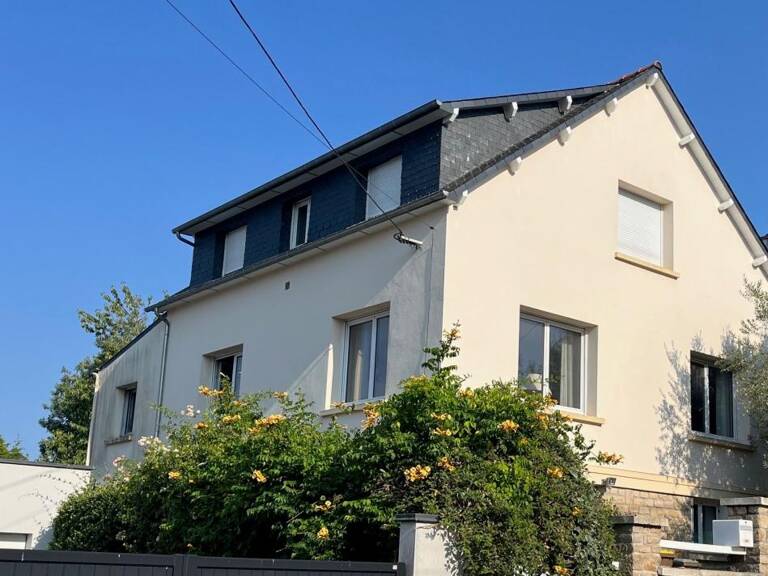 REDON – Hyper centre – Maison de caractère de 195 m² — photo 1