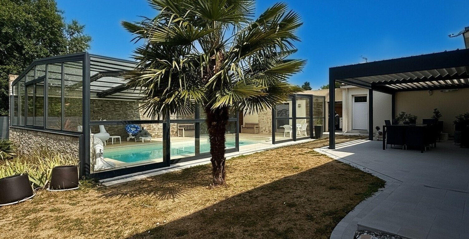 Maison Le Cellier 8 pièce(s) 160 m2 — photo 1
