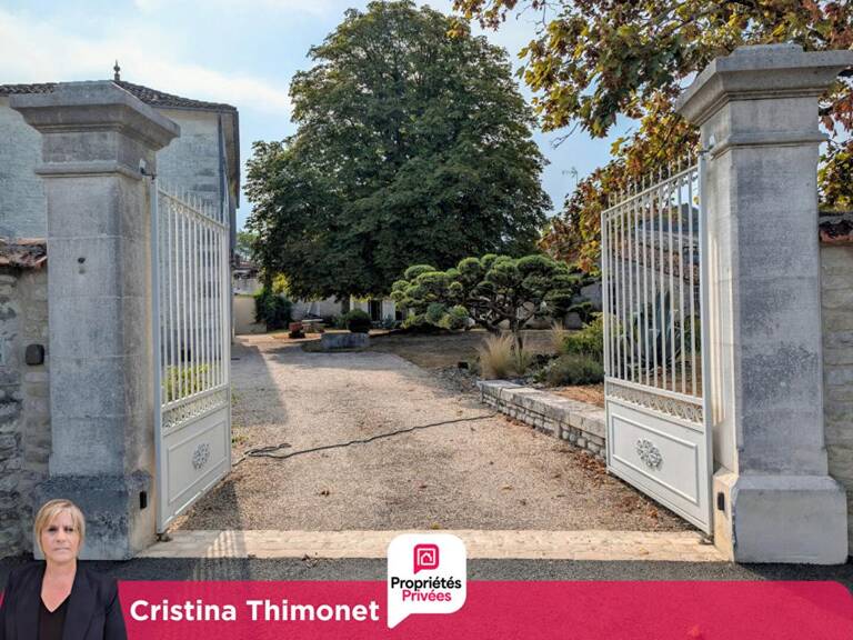 Maison de Caractère  204m² du XVIII Siècle à Salignac Sur Charente réf 459959 — photo 1