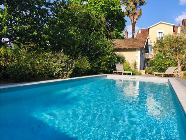 Maison début XXè, charme, jardin, piscine, centre ville de Périgueux à pied — photo du bien