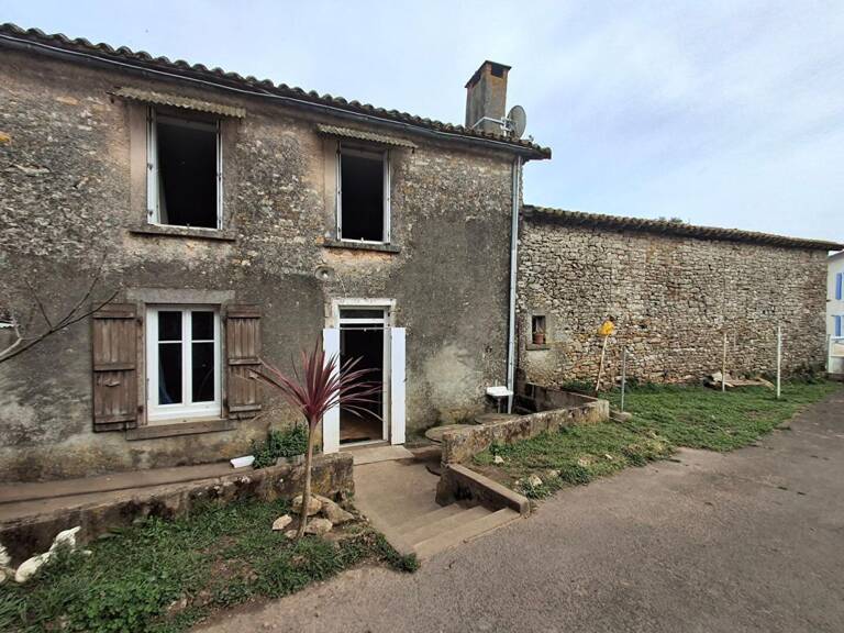 Maison Cezais 4 pièce(s) 115.39 m2 — photo 1