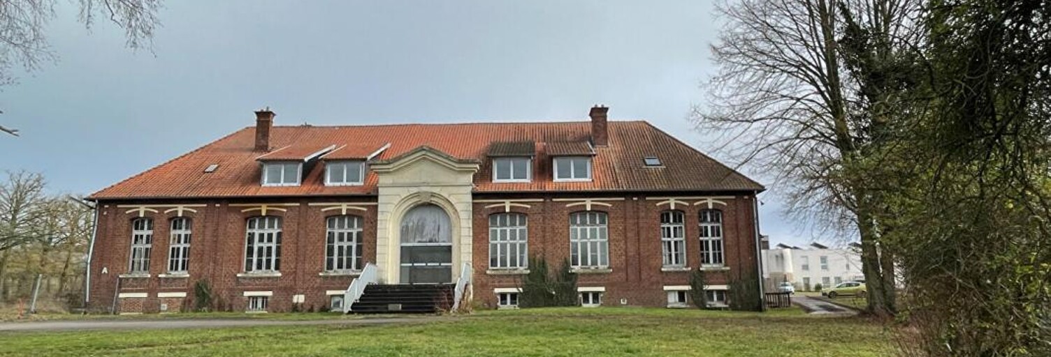 Immeuble  1883 m² à vendre à Moreuil (80110)
