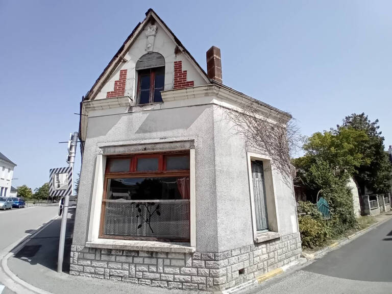 Maison Coteaux-sur-Loire — photo 1