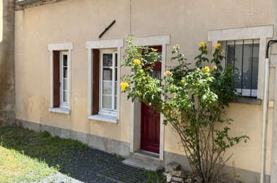 Maison 6 pièces 865 €