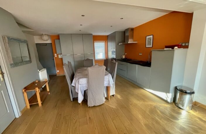 Location appartement 4 pièces 84 m² à Saint-Étienne (42000) — photo 2