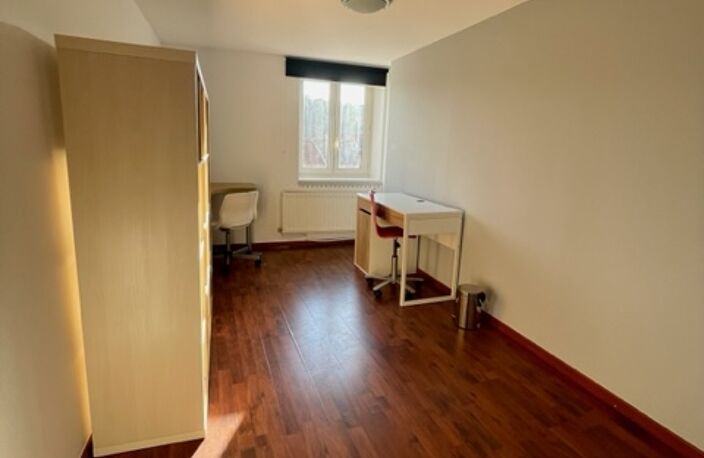 Location appartement 4 pièces 84 m² à Saint-Étienne (42000) — photo 5