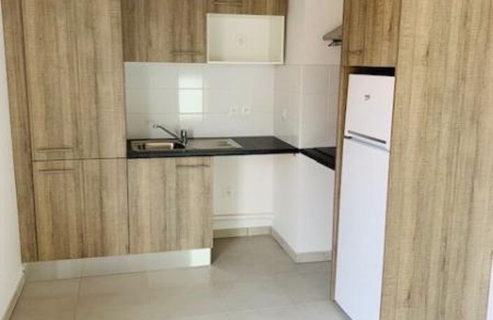 Location appartement 3 pièces 64 m² à Toulouse (31100) — photo 3