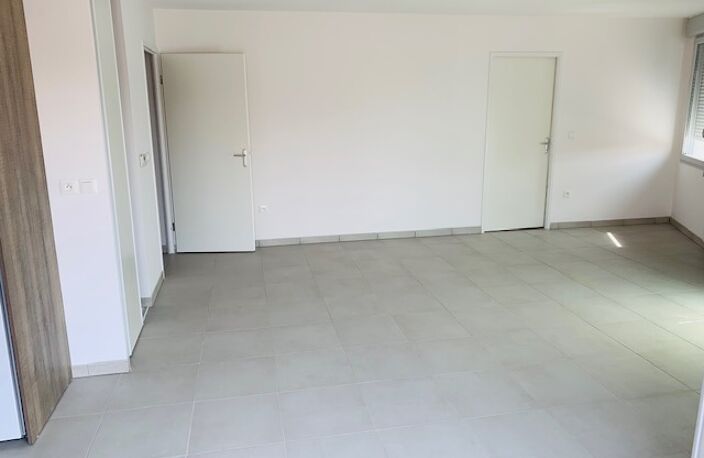 Location appartement 3 pièces 64 m² à Toulouse (31100) — photo 5