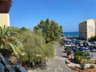 T3 VUE MER  LAVANDOU CENTRE — photo 2
