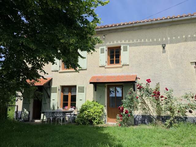 À vendre : maison de campagne 3 chambres et terrain - THIAT (87) — photo du bien