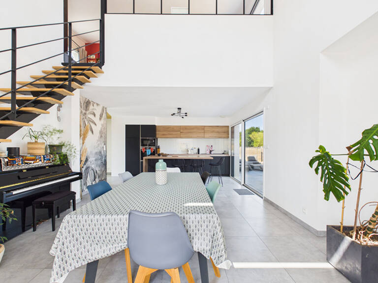 Maison CONTEMPORAINE de PLAIN PIED -156 m² - Terrain 1040 m² - LA ROCHE SUR YON — photo 1