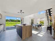 Maison CONTEMPORAINE de PLAIN PIED -156 m² - Terrain 1040 m² - LA ROCHE SUR YON — photo 3