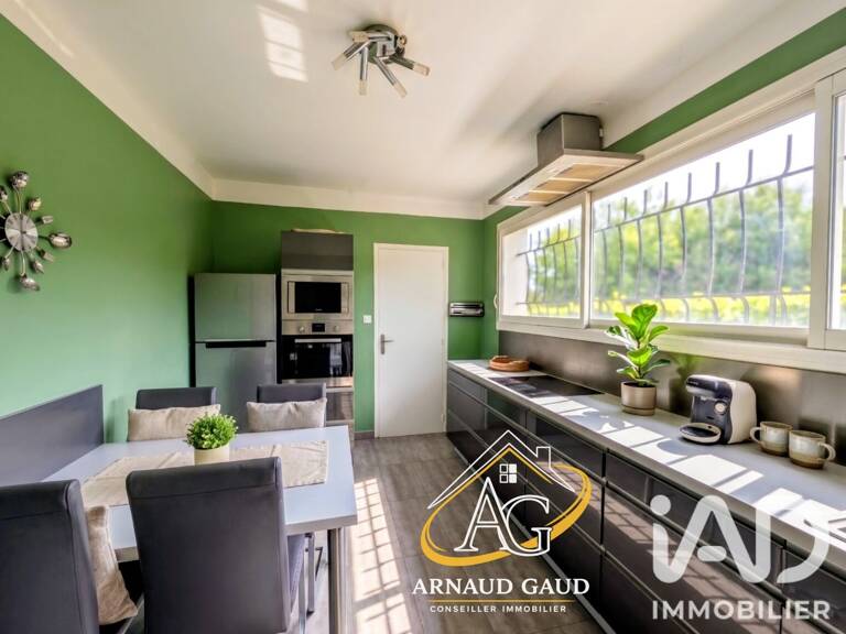 Vente Maison/villa 8 pièces — photo 1