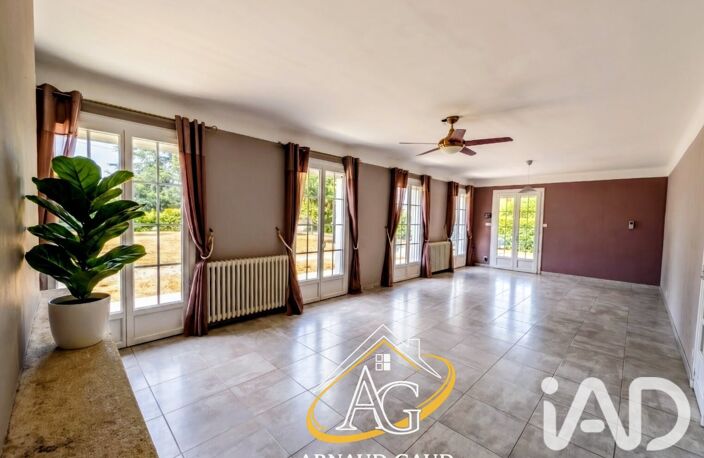 Vente Maison/villa 8 pièces — photo 3