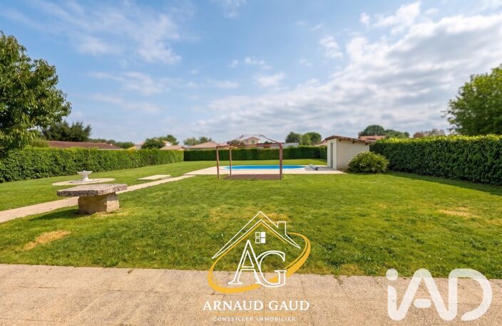 Vente Maison/villa 8 pièces — photo 4