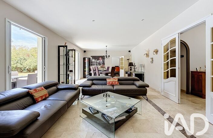 Vente Maison traditionnelle 8 pièces — photo 2