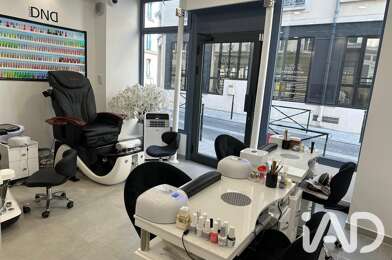 Commerce  145600 €