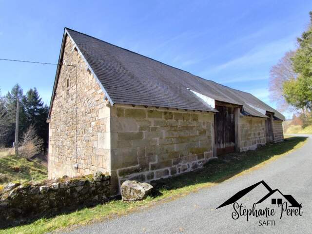 Grange à vendre sur Bugeat — photo du bien