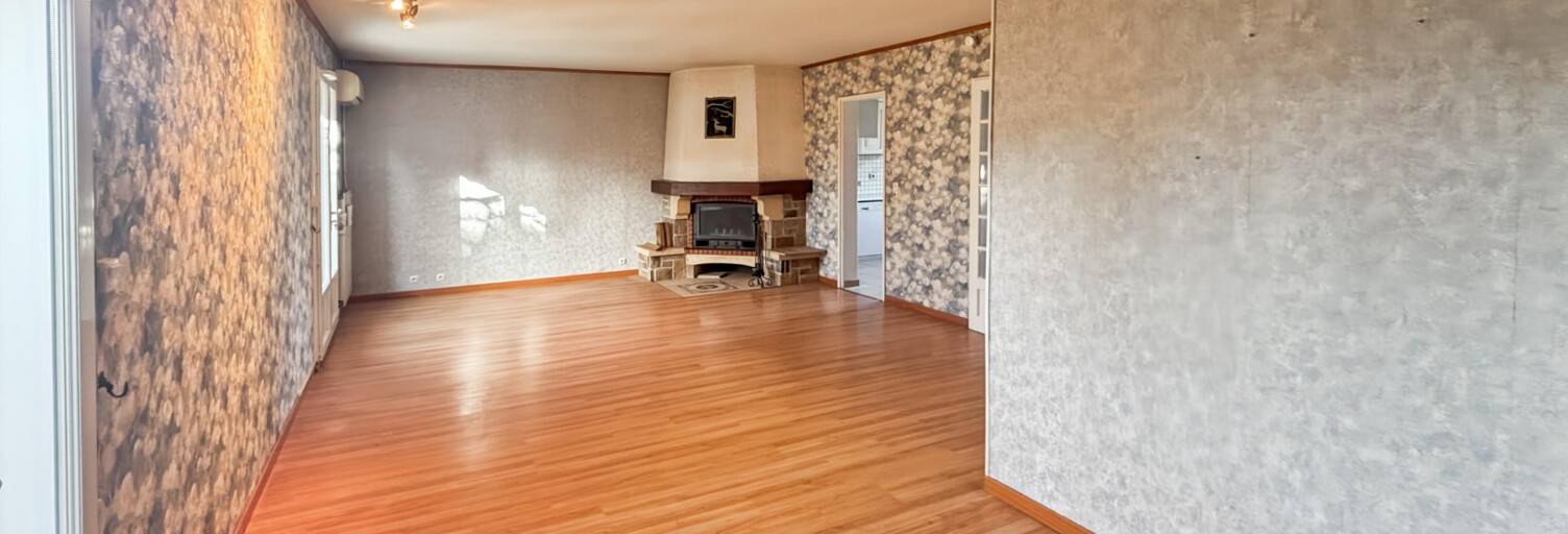 Maison 5 Pièces 1 m² à vendre à Combs-la-Ville (77380)