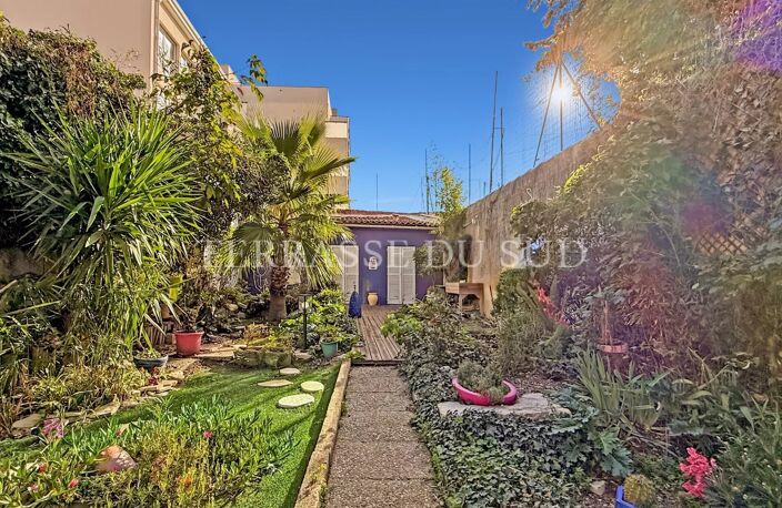 Vente Maison 4/5 Pièces de 101 m2 + Dépendance de 30 m2 sur Parcelle de 496 m2 avec Terrasse et Jardins - Baille/Sainte Cécile Marseille 5 — photo 2
