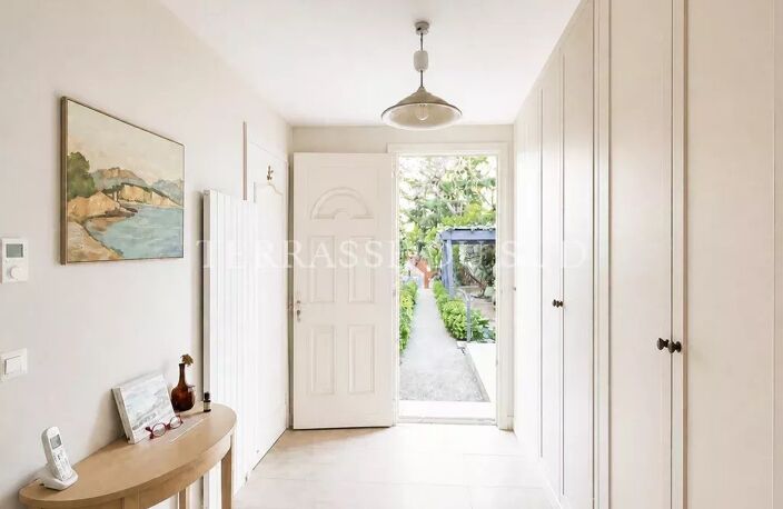 Vente Maison 4/5 Pièces de 101 m2 + Dépendance de 30 m2 sur Parcelle de 496 m2 avec Terrasse et Jardins - Baille/Sainte Cécile Marseille 5 — photo 5