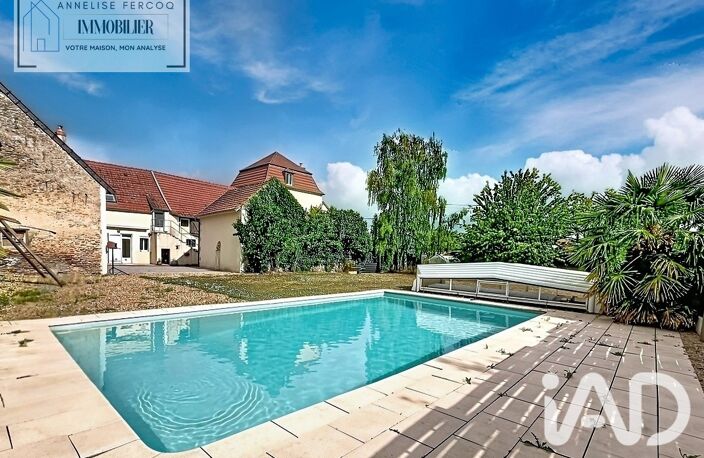 Vente Maison/villa 10 pièces — photo 2