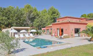 Maison 5 Pièces 220 m² à vendre à Hyères (83400)