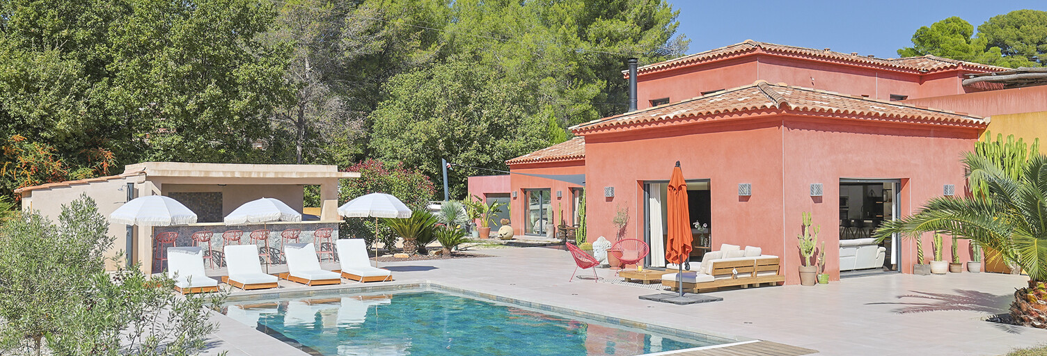 Maison 5 Pièces 220 m² à vendre à Hyères (83400)