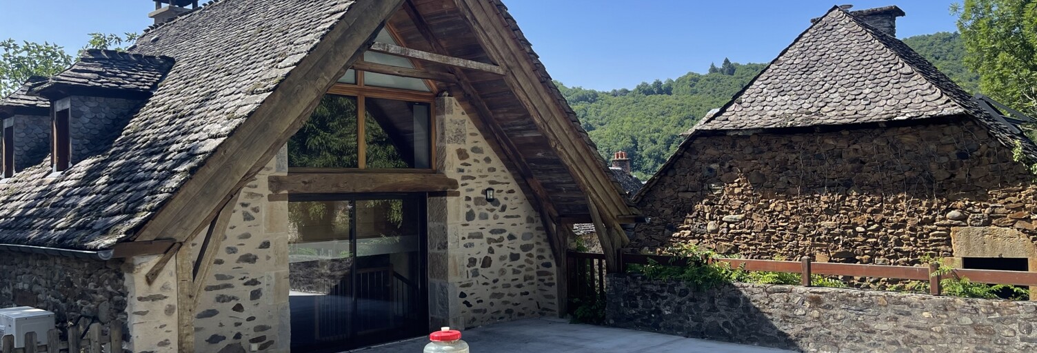 Maison 8 Pièces 160 m² à vendre à Sainte-Eulalie-d'Olt (12130)
