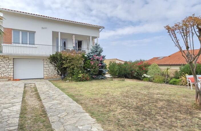 Vente Maison/villa 7 pièces — photo 3