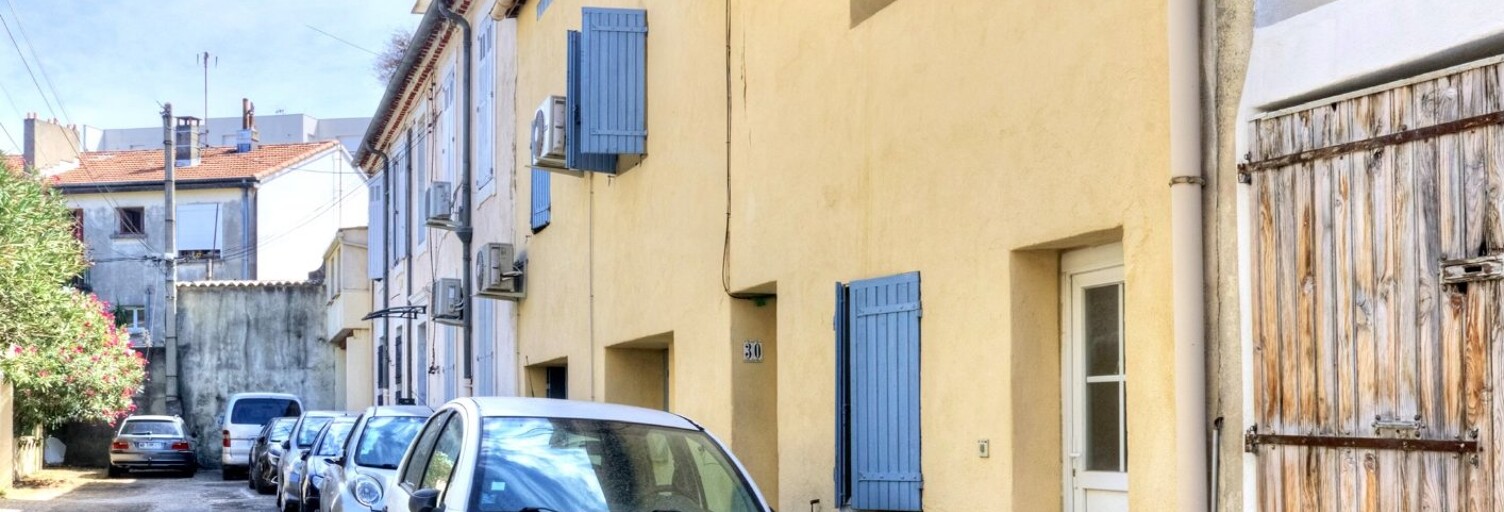 Immeuble  200 m² à vendre à Nîmes (30000)