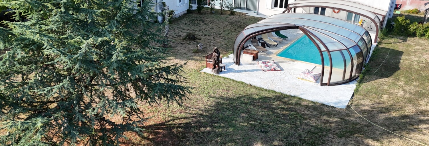 Maison 8 Pièces 377 m² à vendre à Grézac (17120)