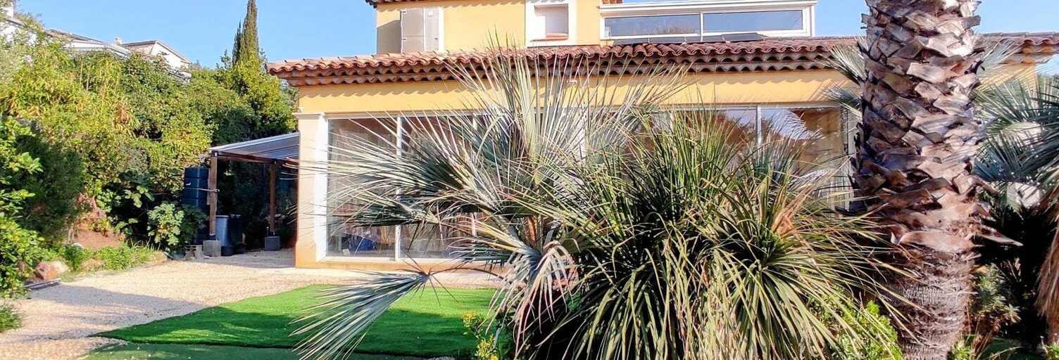 Maison 8 Pièces 237 m² à vendre à Fréjus (83370)