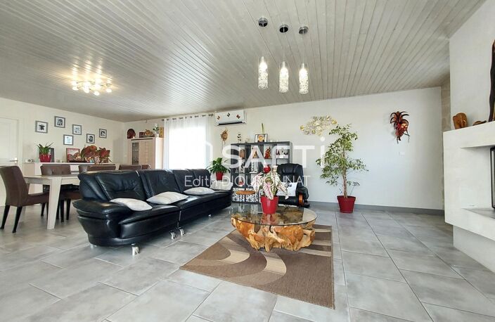 Une maison prête à vivre, avec piscine et espace — photo 4