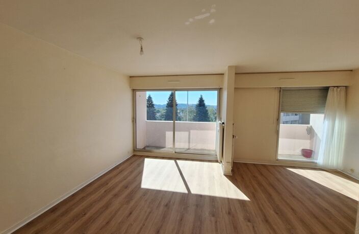 Vente appartement 3 pièces 72 m² Montluçon (03100) — photo 3