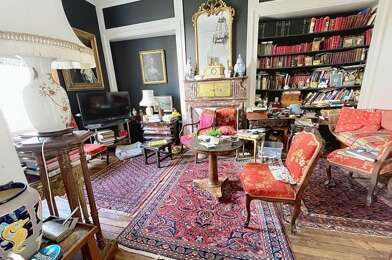 Appartement 4 pièces 337920 €