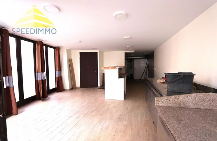 IMMEUBLE DE RAPPORT – COMMERCE + 3 APPARTEMENTS — photo 4