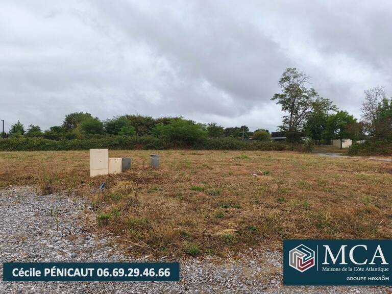 Terrain à bâtir à Pomarez (40360) — photo 1