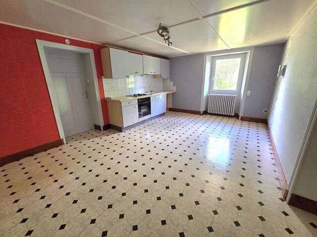 APPARTEMENT T4 84.6 m² 149000 EUROS — photo du bien