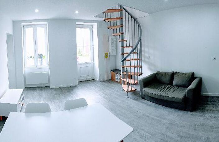 T2 — photo 2