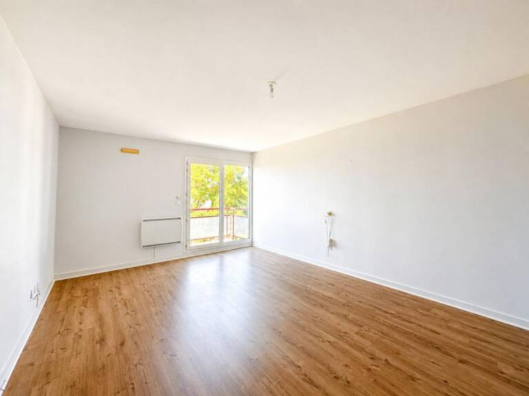 Appartement lumineux de 44 m² en résidence seniors sécurisée — photo 1