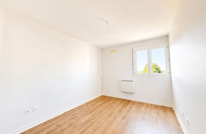 Appartement lumineux de 44 m² en résidence seniors sécurisée — photo 3