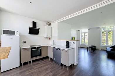 Appartement 3 pièces 720 €