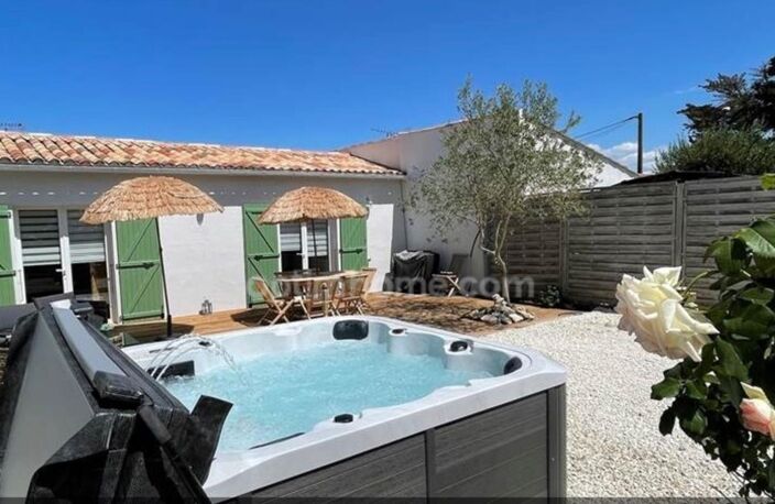 EXCLUSIVITÉ – RARE SUR LE MARCHÉ : ENSEMBLE IMMOBILIER DE 2 MAISONS INDÉPENDANTES AVEC SPAS ET PARKING PRIVATIF — photo 5
