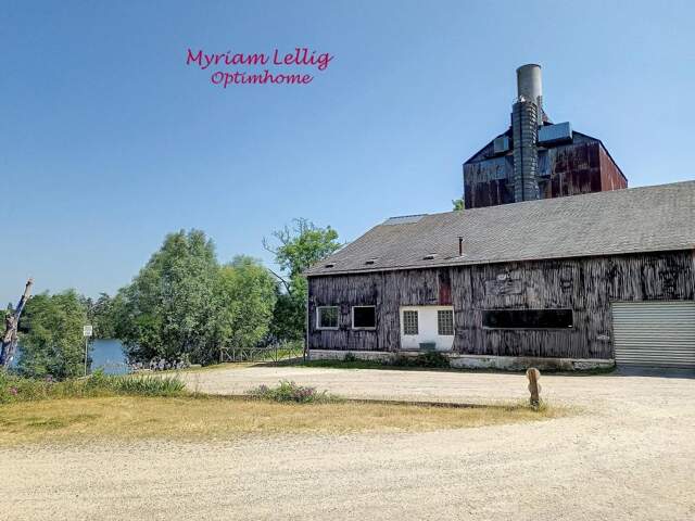 *INSOLITE* LOCAUX avec ATELIER, HABITATION, SILO A GRAIN proche Vernon (27) — photo du bien