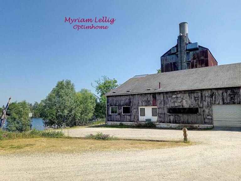 *INSOLITE* LOCAUX avec ATELIER, HABITATION, SILO A GRAIN proche Vernon (27) — photo 1