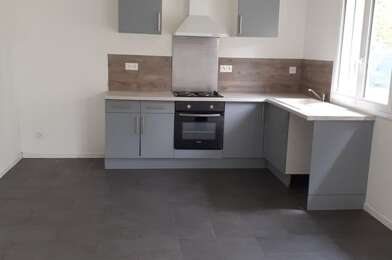 Maison 5 pièces 980 €